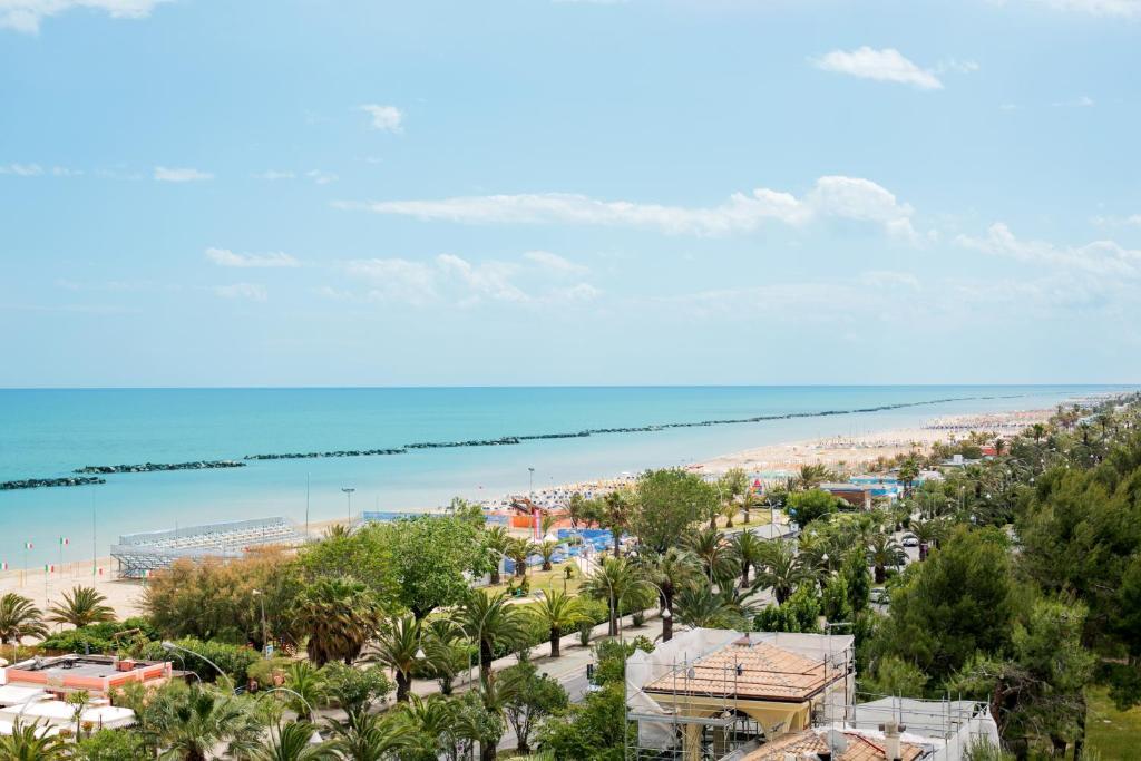 Hotel Le Soleil San Benedetto del Tronto Kültér fotó
